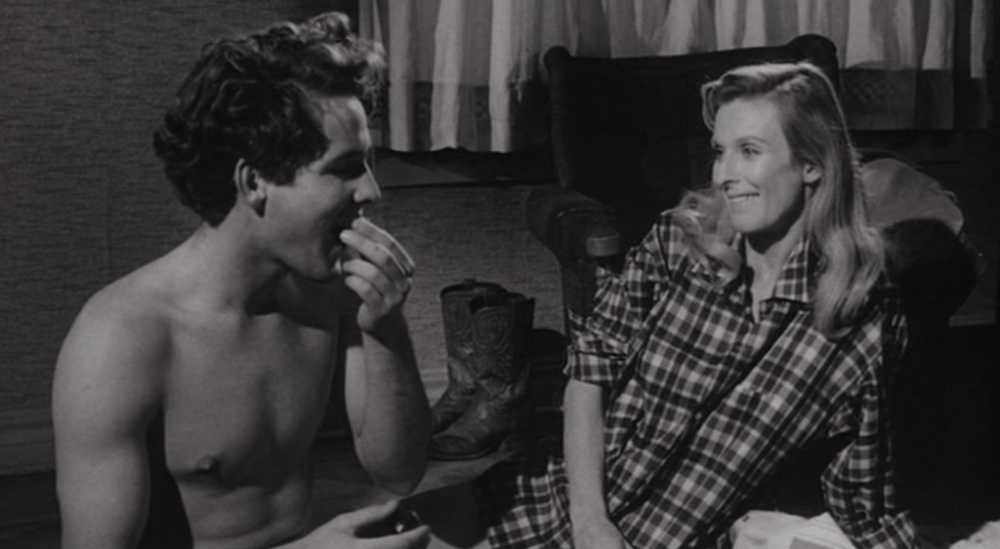 cl-lastpictureshow-deerrifle